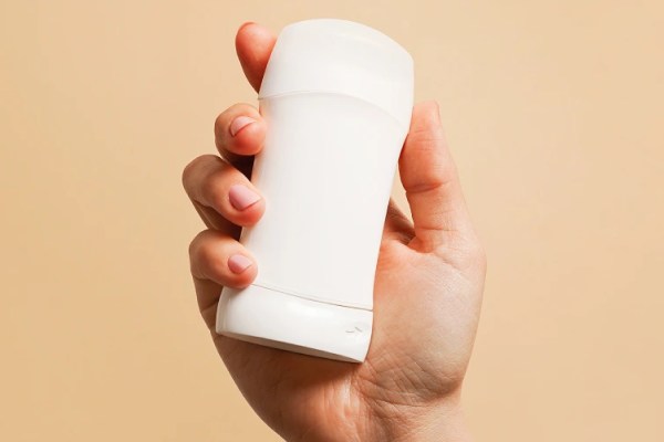 gunakan antiperspirant